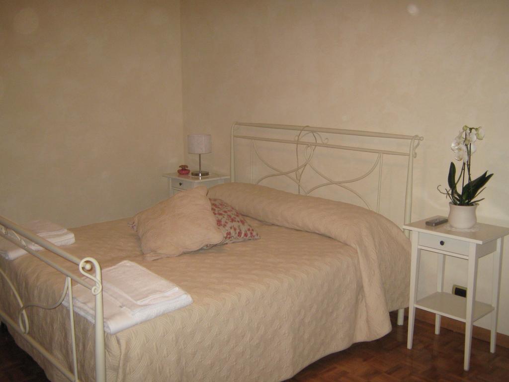 B&B Ristorante Del Monte Colleretto Giacosa Room photo
